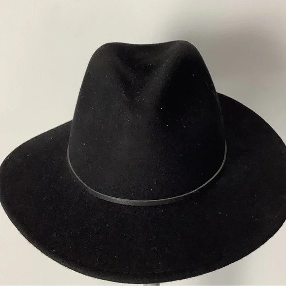 ARITZIA||Auxiliary Wool Hat. M/L - Picture 2 of 9